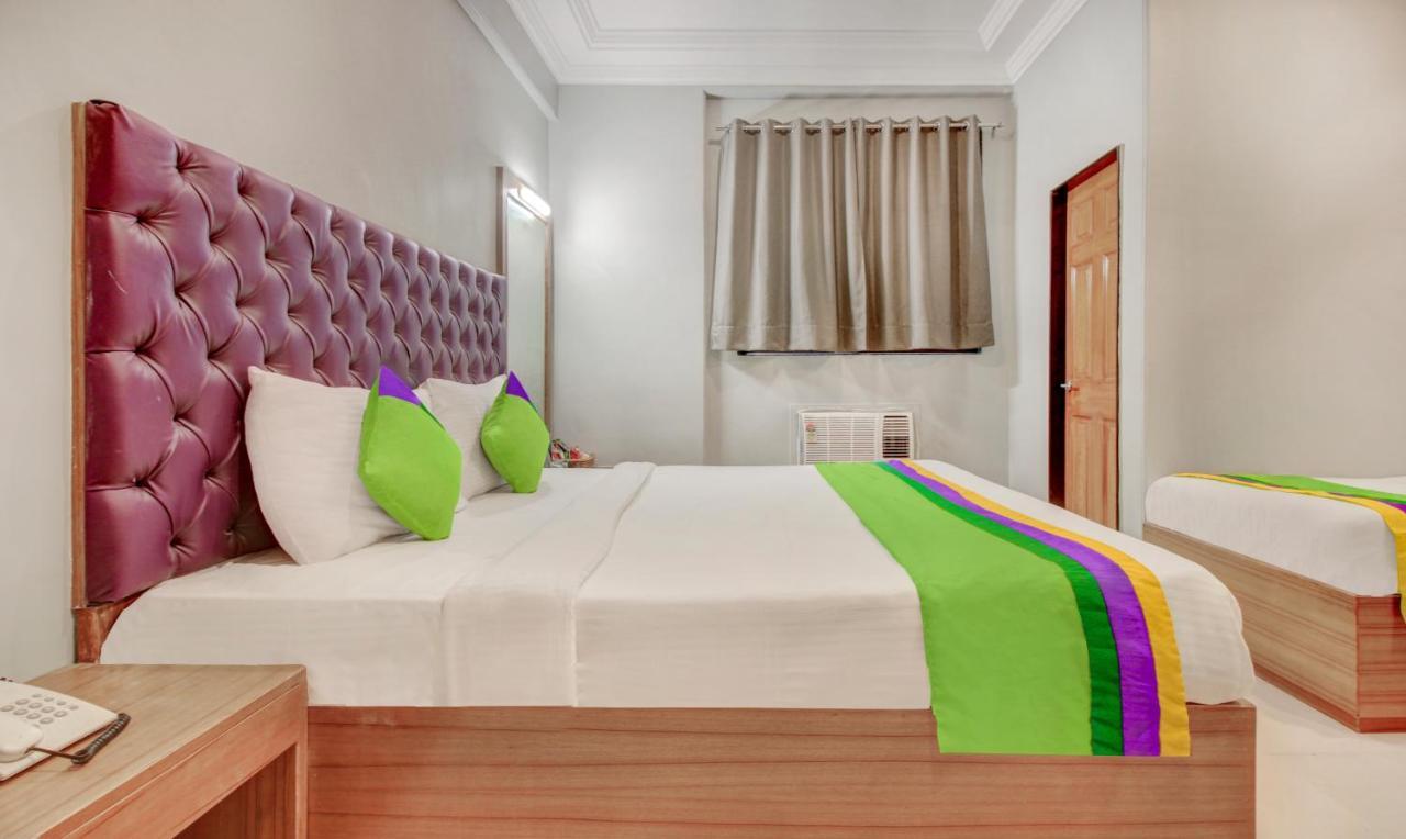 Hotel Treebo Cruz Royale Santacruz West Bombay Esterno foto