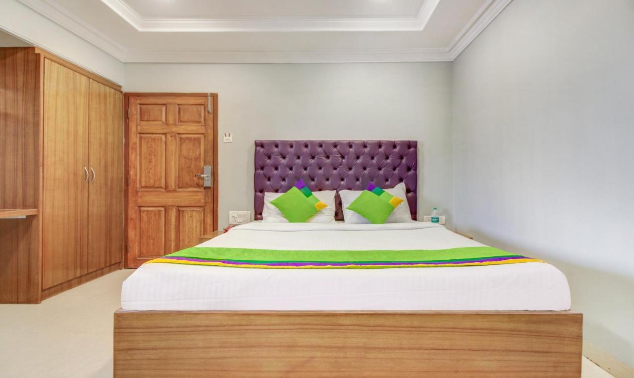 Hotel Treebo Cruz Royale Santacruz West Bombay Esterno foto